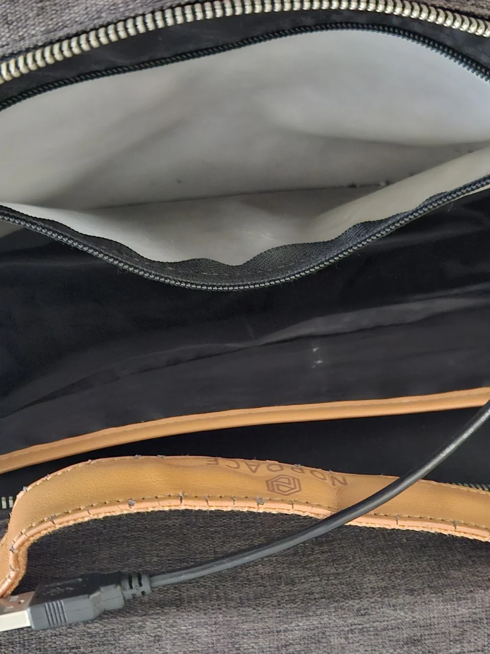 Nordace Men’s Charcoal Backpack - Everyday Urban Carry